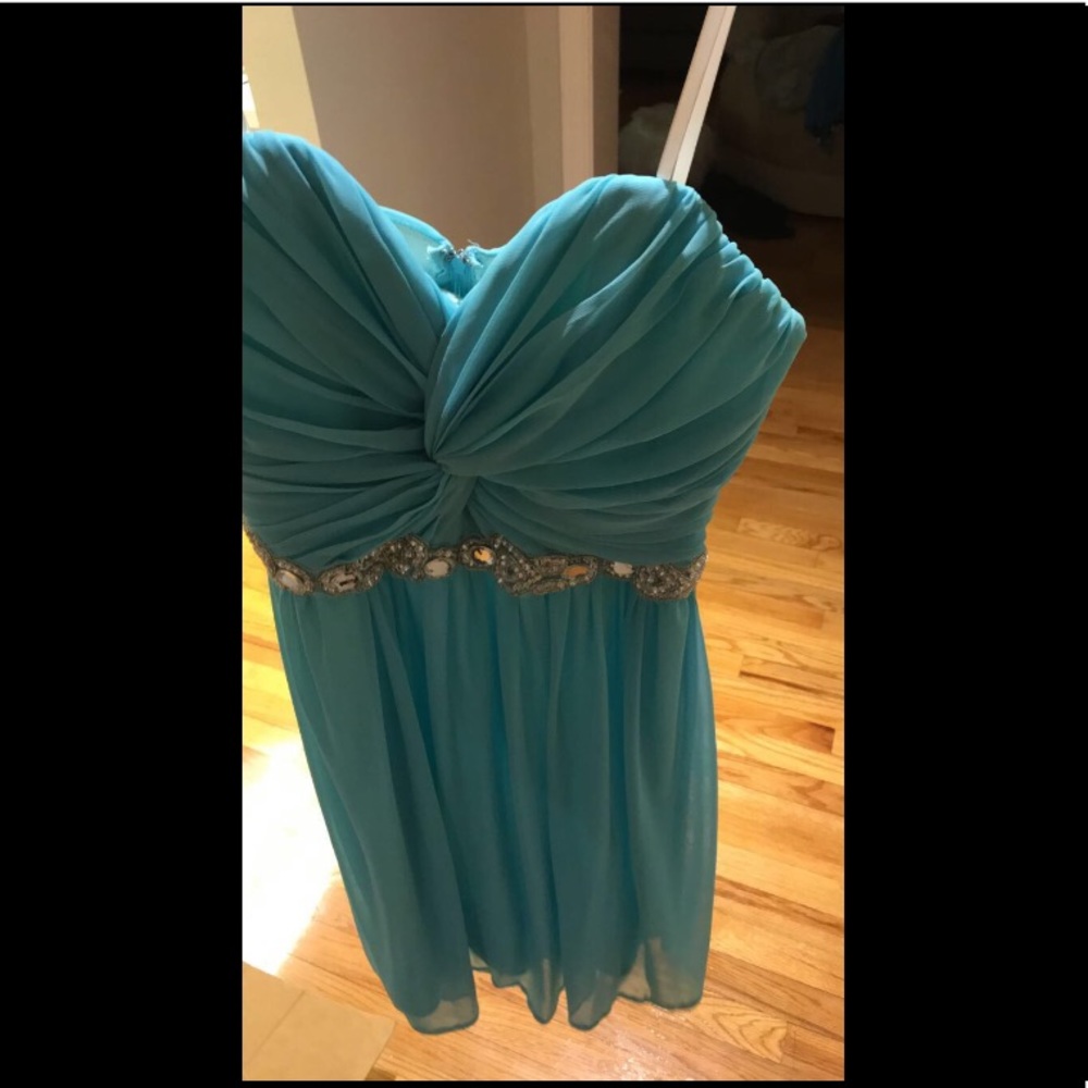 Blue strapless dress